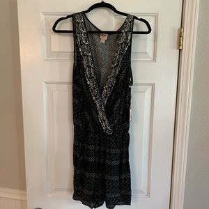 Black and white print romper
